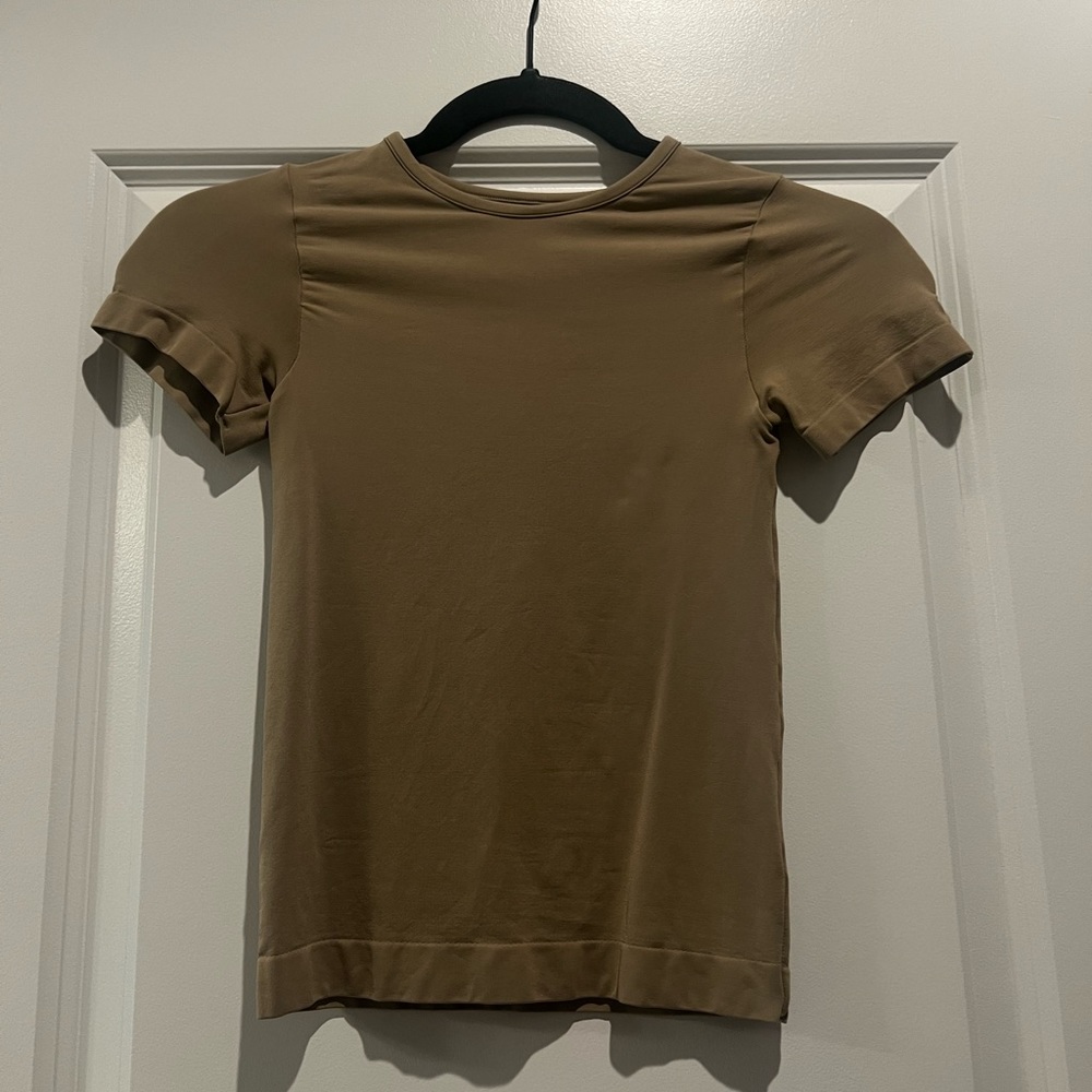 SKIMS Brown Short Sleeve Tee